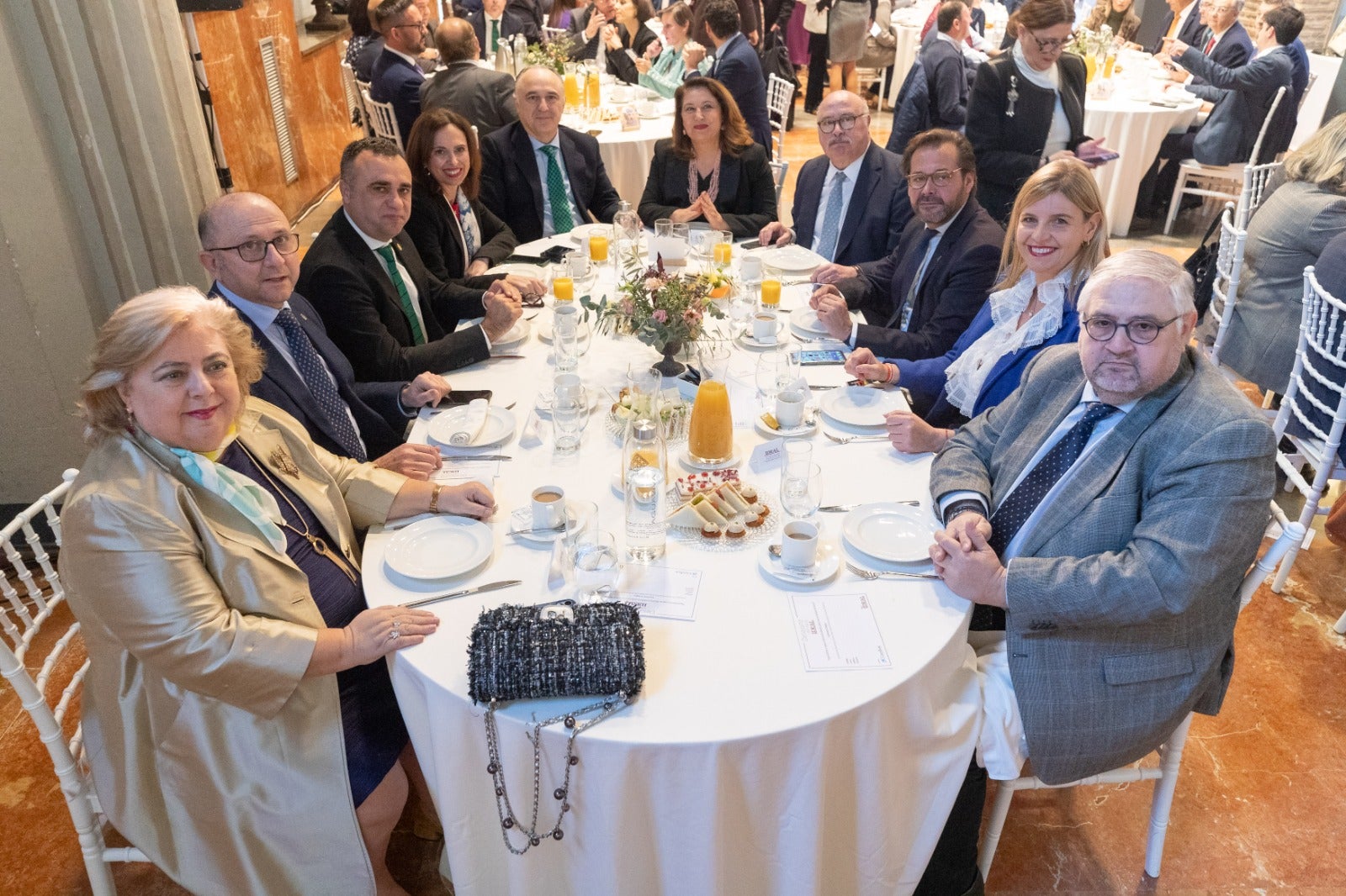 Las imágenes del desayuno Ideal con la consejera Carmen Crespo