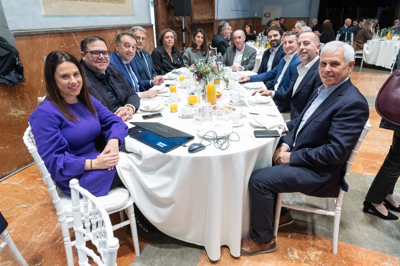 Las imágenes del desayuno Ideal con la consejera Carmen Crespo