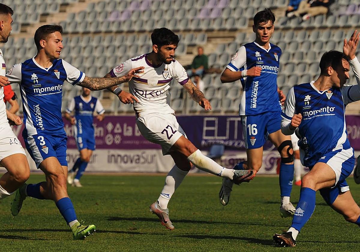Óscar Lozano se está mostrando como uno de los jugadores más incisivos en los últimos duelos.
