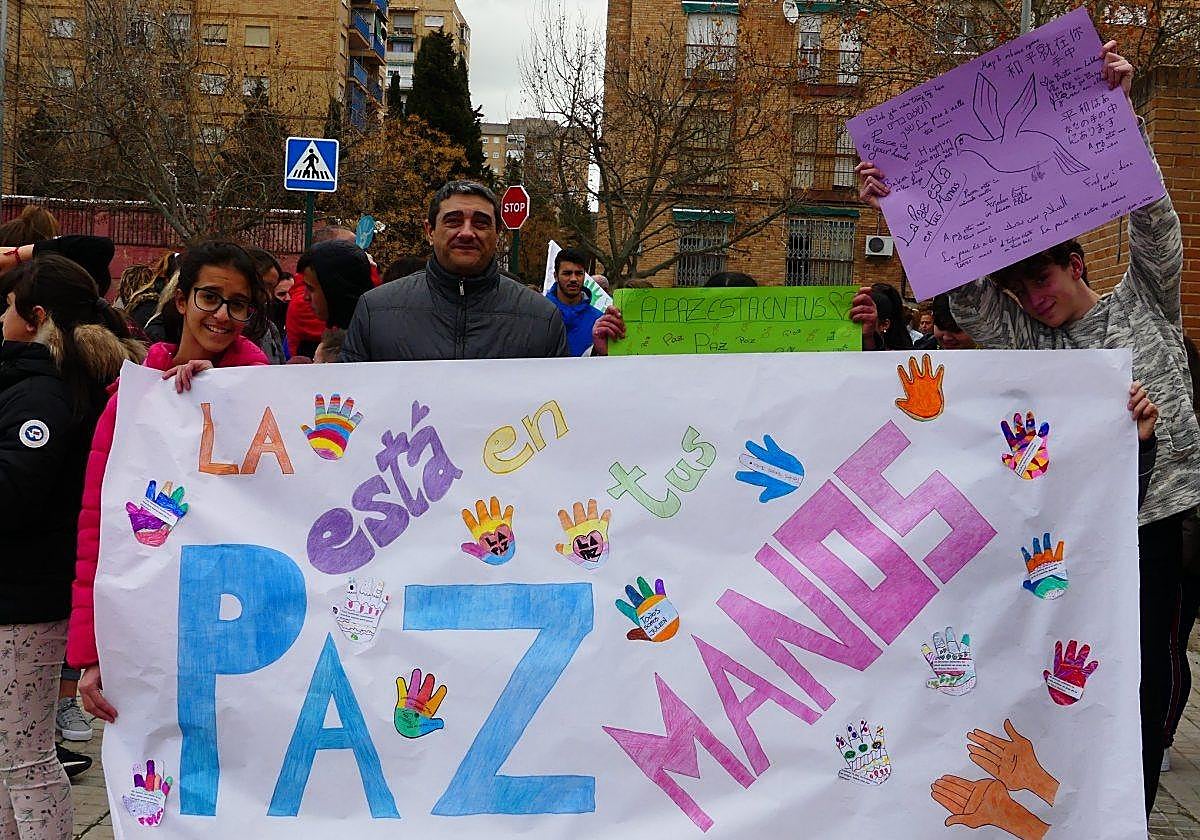 El colegio Escolapios celebra la Jornada Escolar por la Paz y la No Violencia