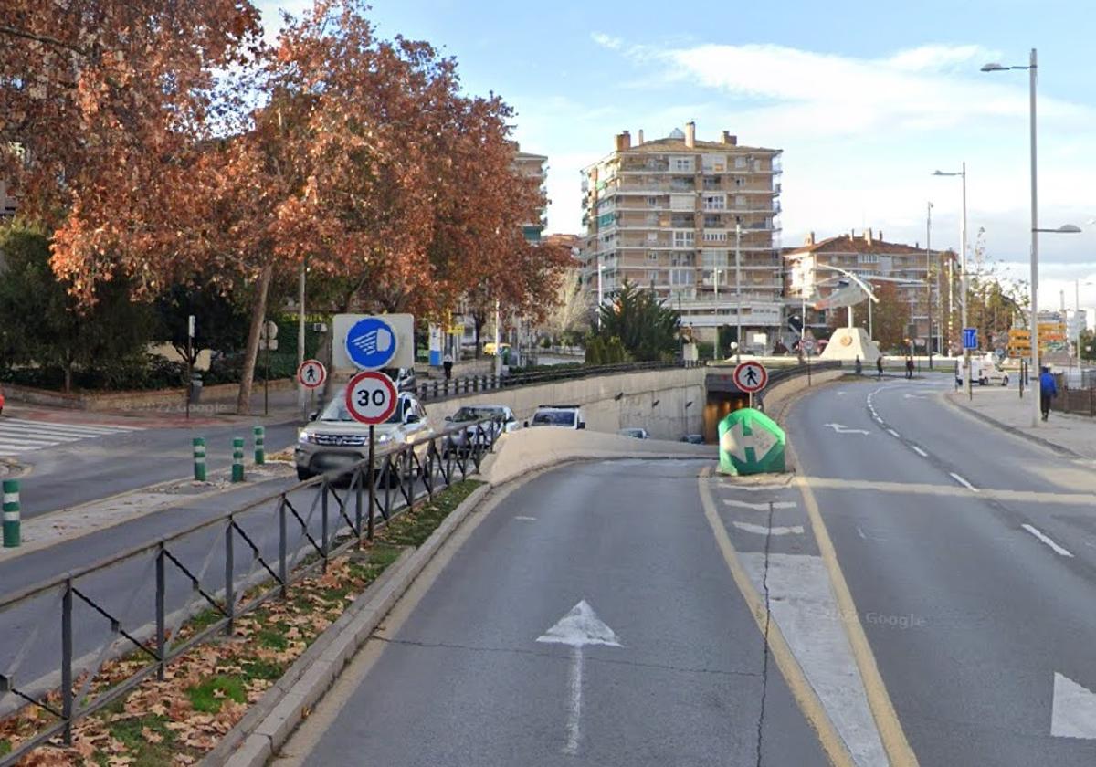 Paso subterráneo en el Paseo del Violón.