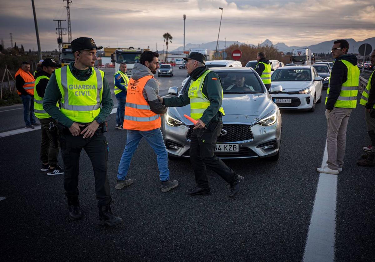 Las imágenes de la tractorada de Granada