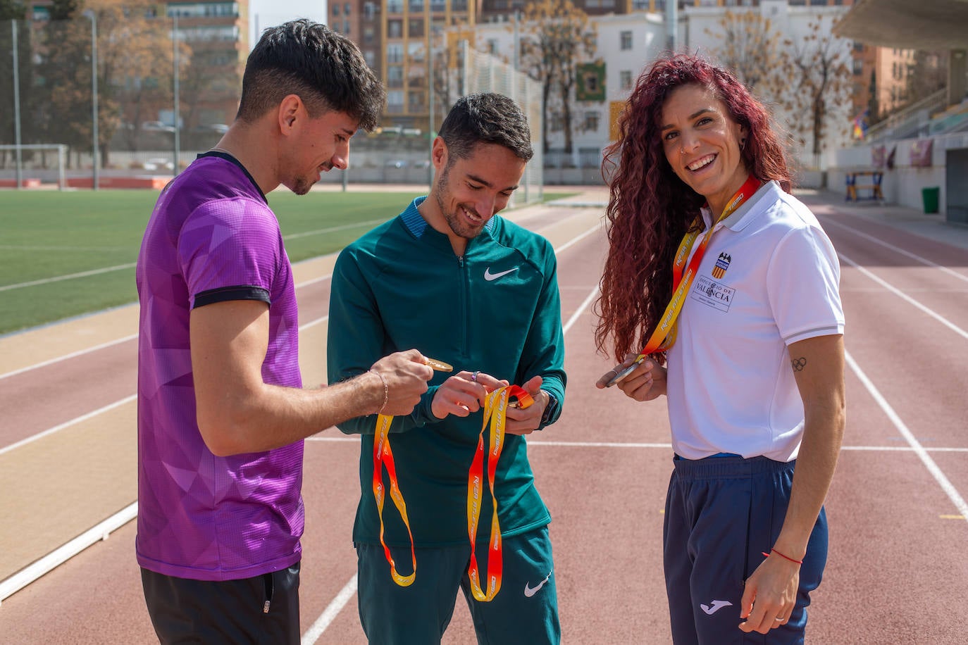 El relevo vuelve a aparecer como opción seria