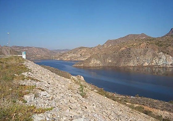 Vista del pantano de Cuevas del Almanzora.