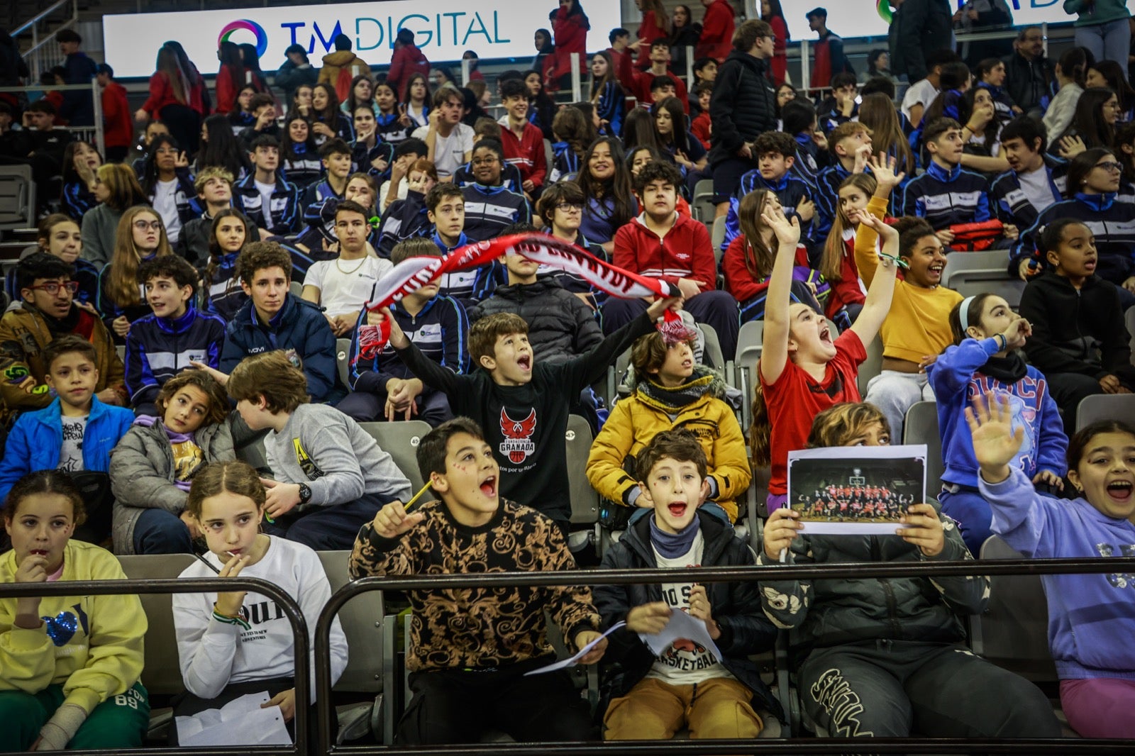 Las imágenes de los niños en el Fénix Game del Palacio de los Deportes