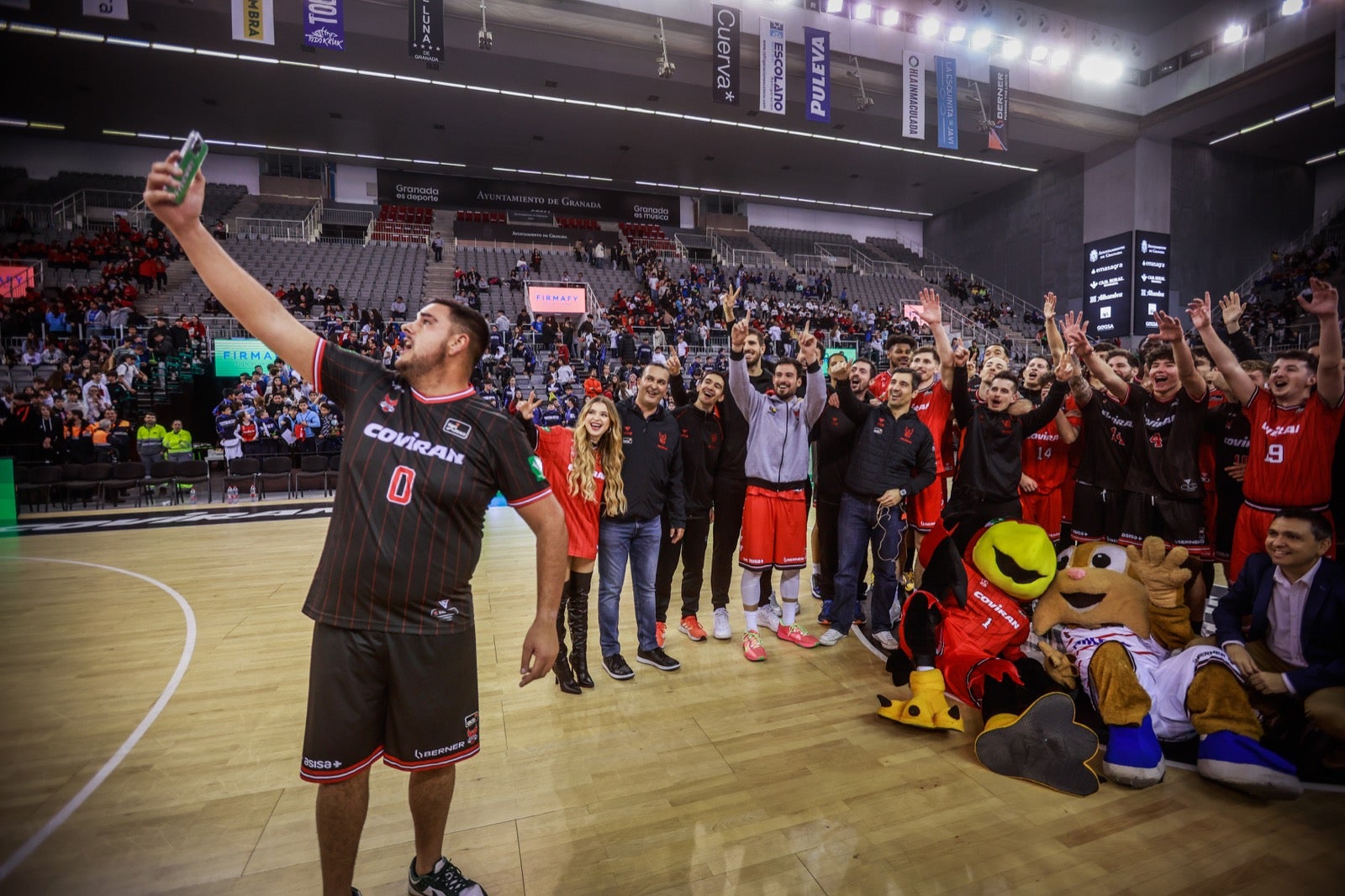 Las imágenes de los niños en el Fénix Game del Palacio de los Deportes
