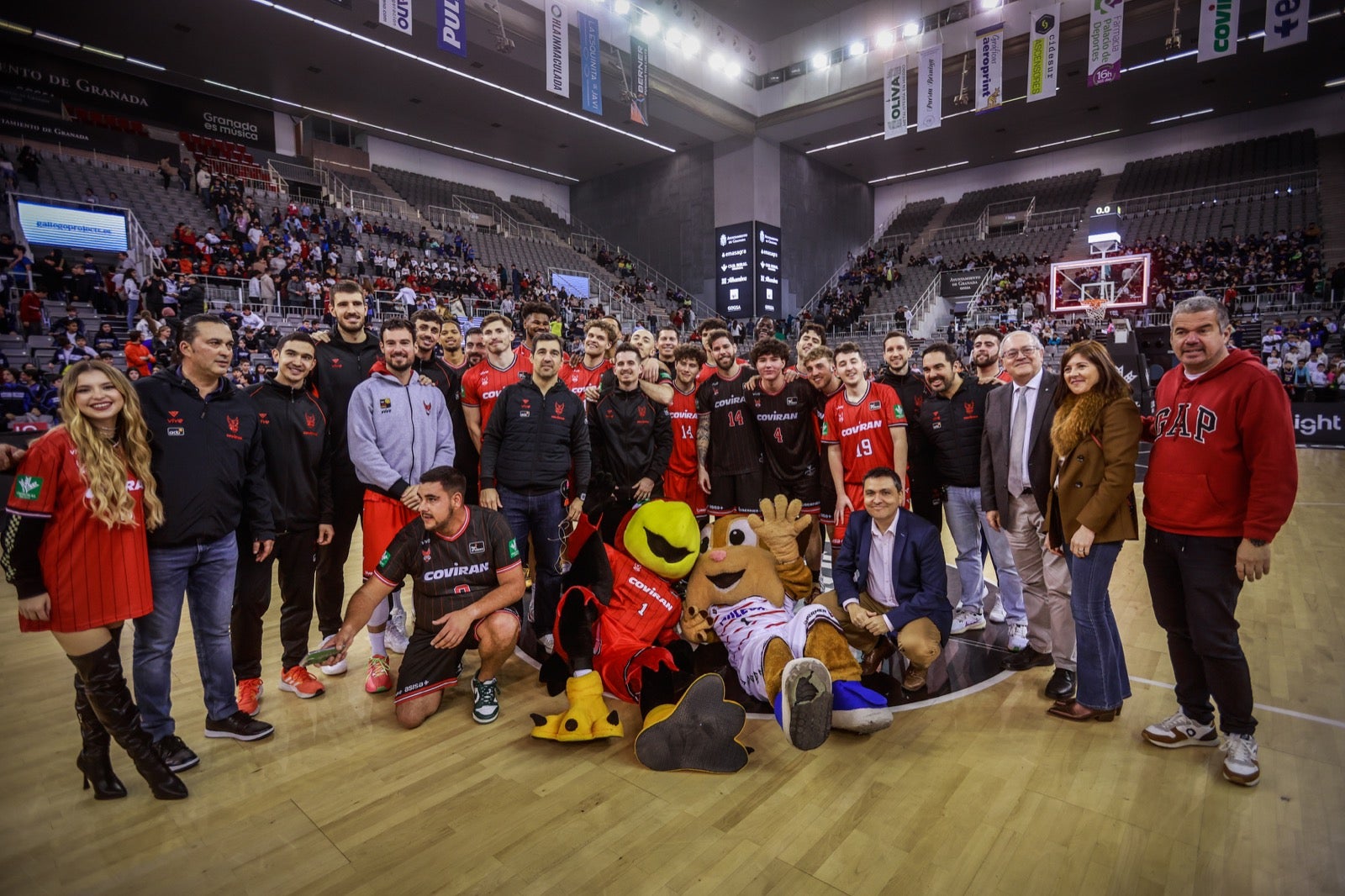 Las imágenes de los niños en el Fénix Game del Palacio de los Deportes