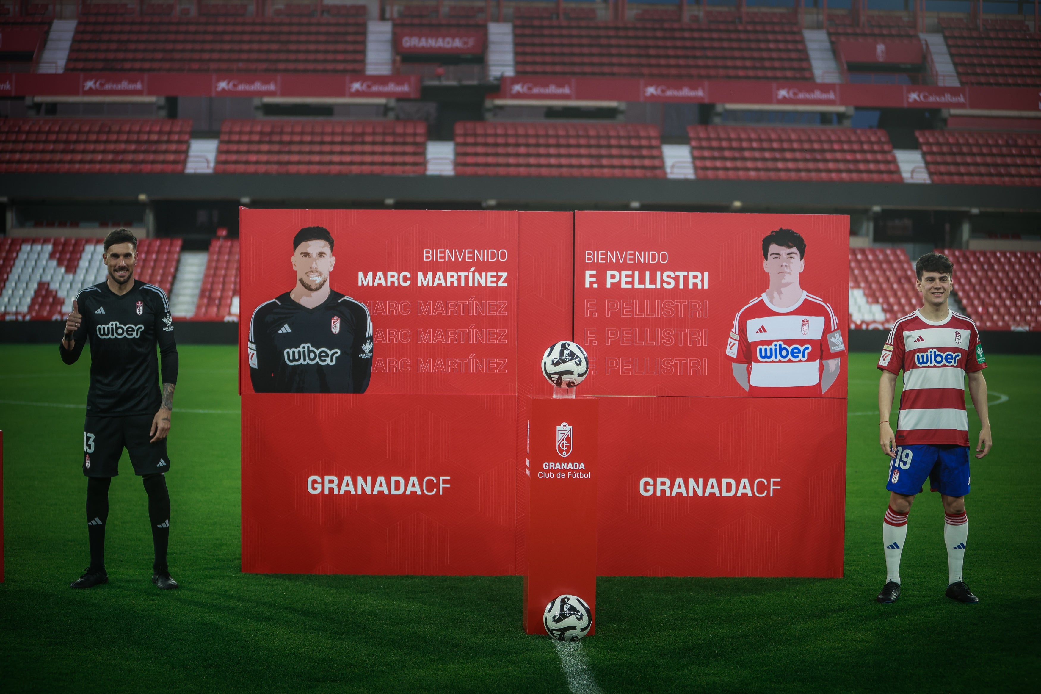 Las imágenes de la presentación de Pellistri y Marc Martínez