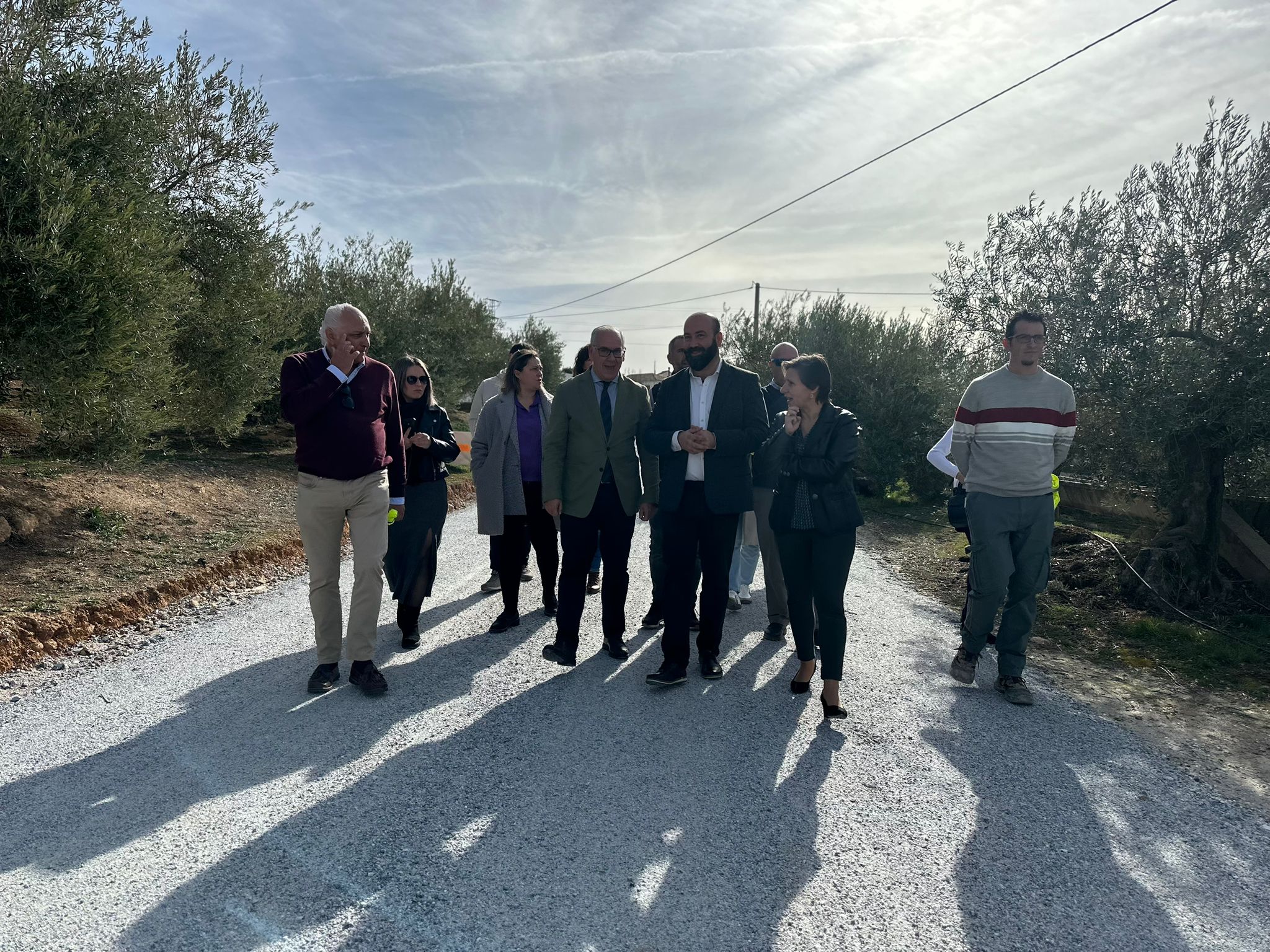 Visita a las obras que se realizan en el camino rural Cuenta.