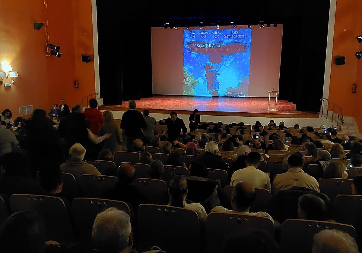 Preestreno 'La sombra del quebrantahuesos' en Orcera.