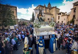 Santa María de la Alhambra en su paso.