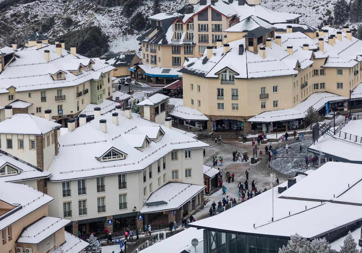 Las imágenes de la nieve de vuelta en Sierra Nevada