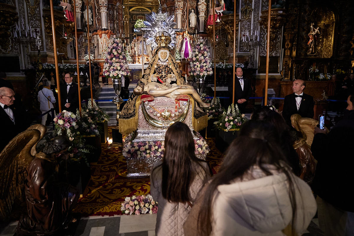 Las imágenes de la Virgen de las Angustias tras su restauración