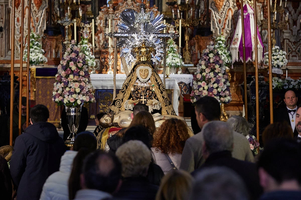 Las imágenes de la Virgen de las Angustias tras su restauración