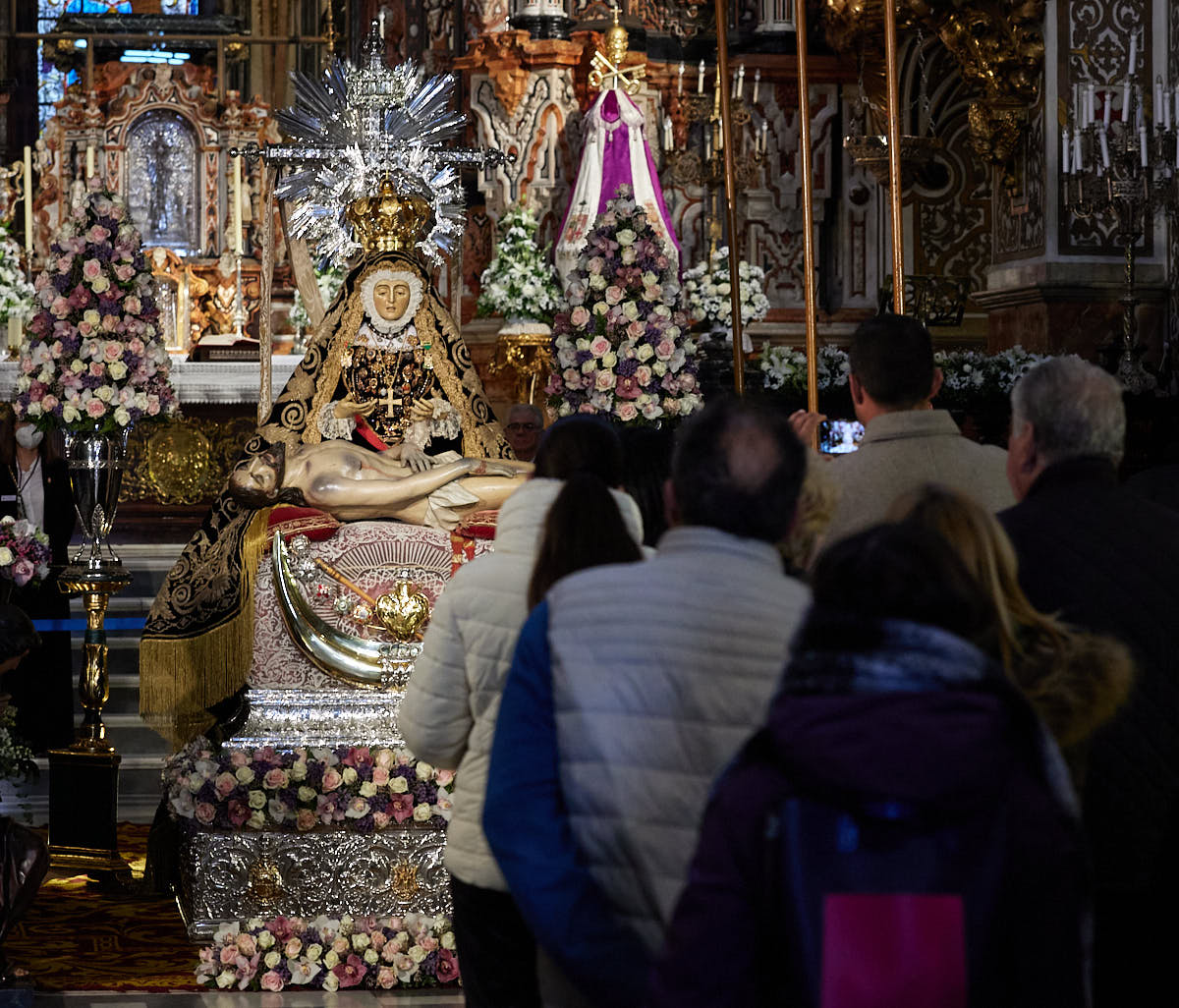 Las imágenes de la Virgen de las Angustias tras su restauración