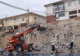 La externalización de la limpieza de Motril levanta quejas de sindicatos y oposición