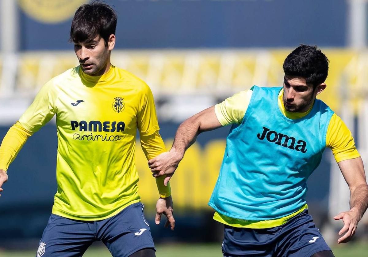 Manu Trigueros y Gonzalo Guedes, durante un entrenamiento reciente.