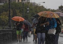 Una potente borrasca trae lluvia, nieve y viento a Andalucía este fin de semana.