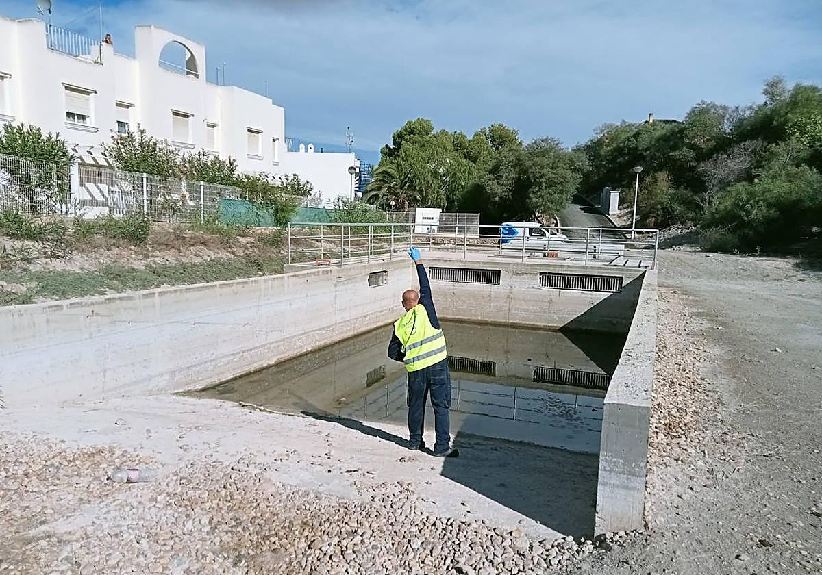 Vera inicia la fumigación contra los mosquitos.