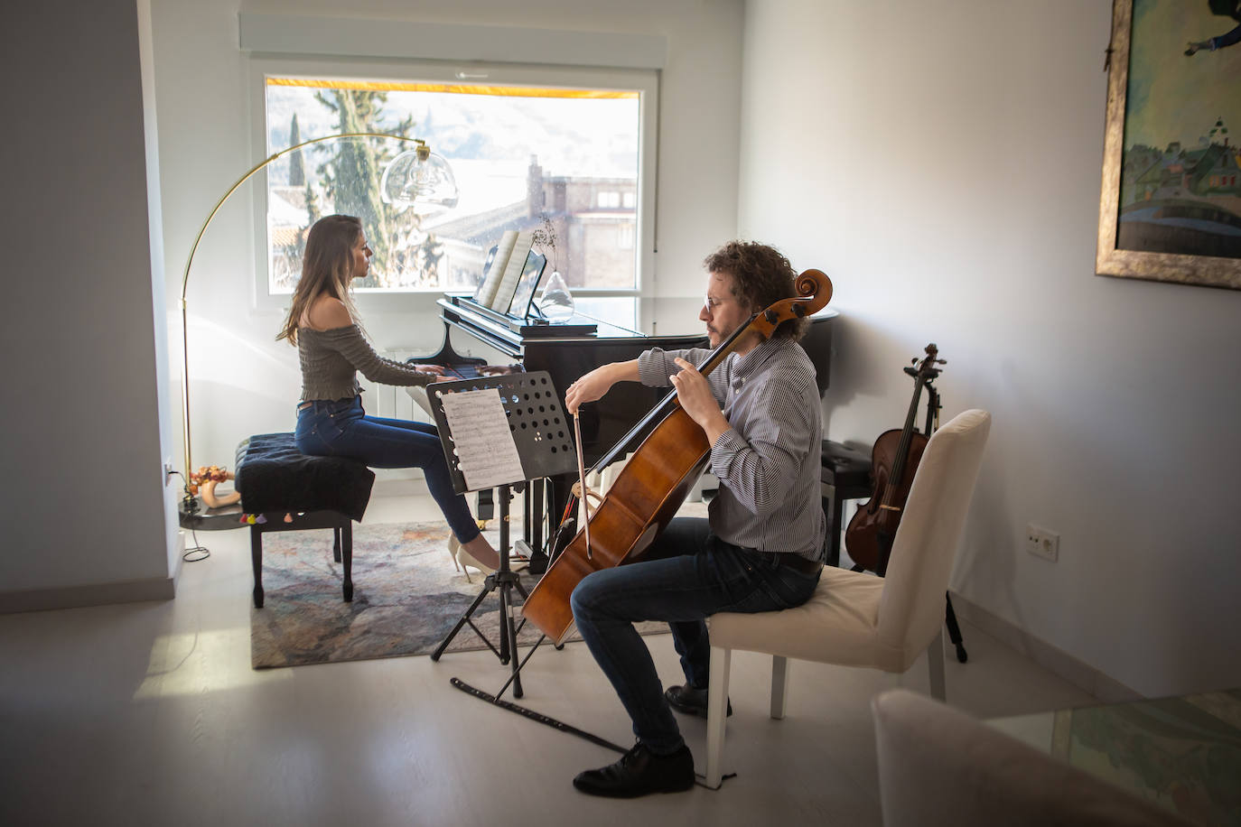 Ensayando en casa.