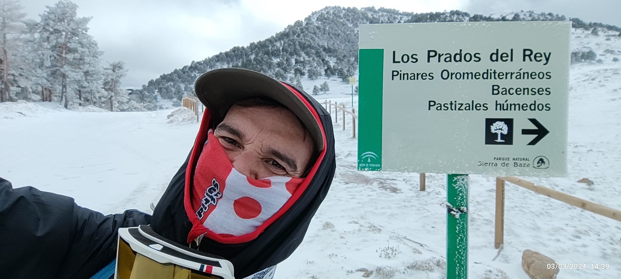 Antonio Jesús Jiménez, durante su ruta por la Sierra de Baza.