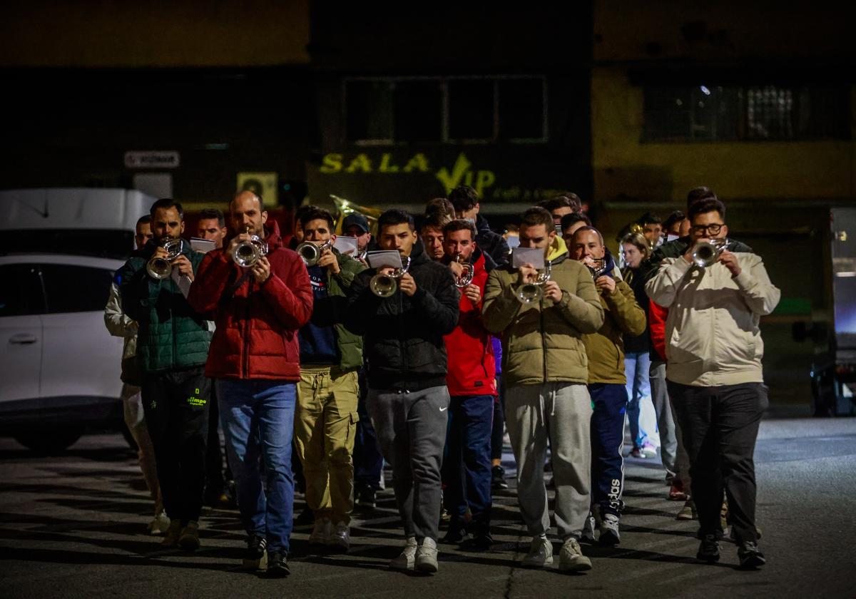 Ensayo de la Banda de Cornetas y Tambores de Jesús Despojado de sus Vestiduras (Granada).