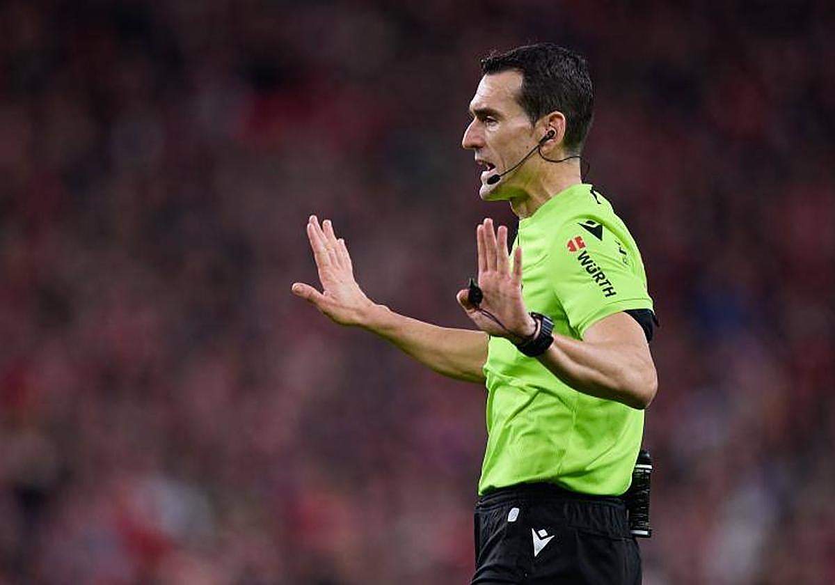 Martínez Munuera, árbitro del partido.