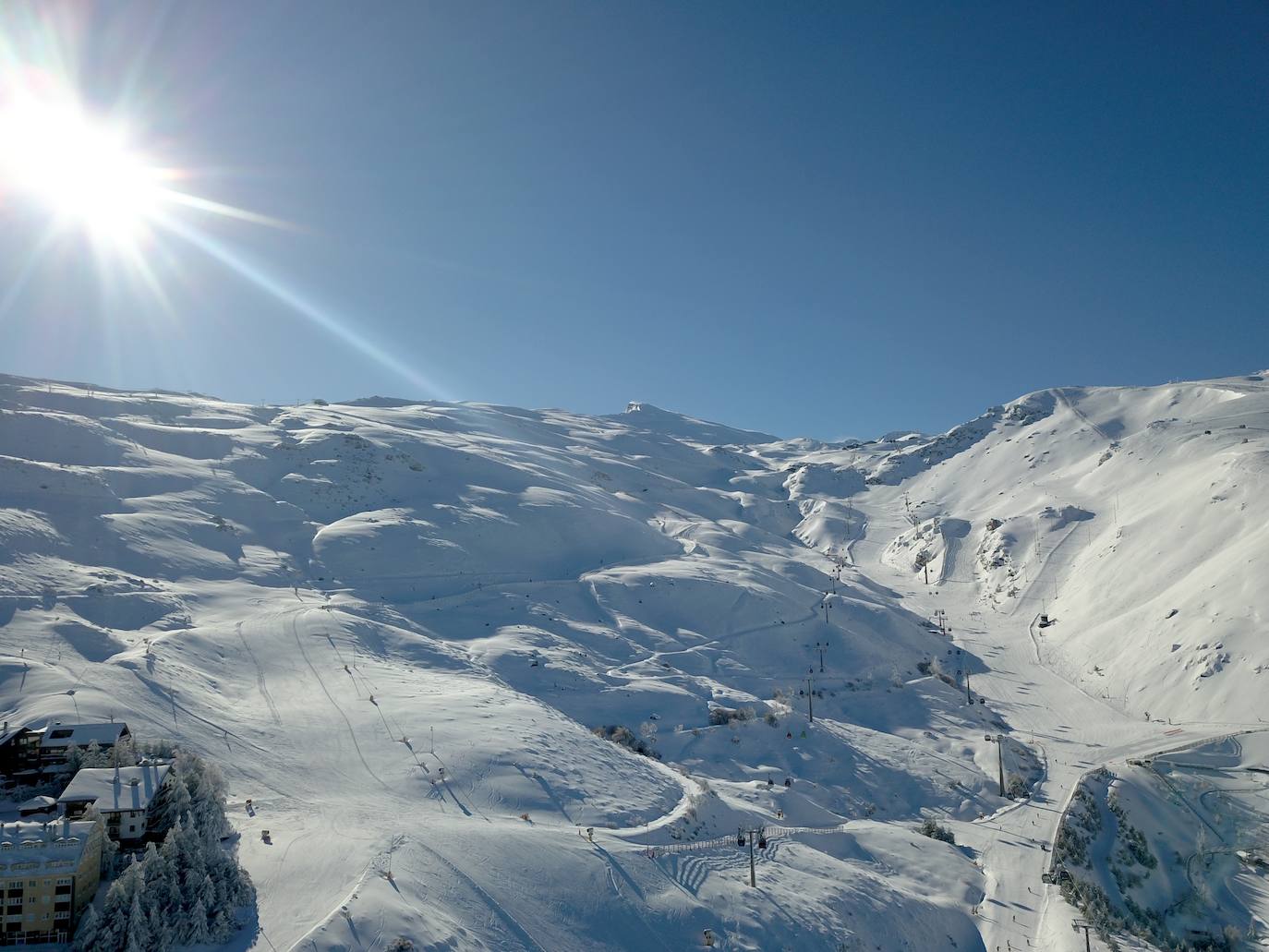 La mayor nevada de los últimos años en Sierra Nevada, en imágenes