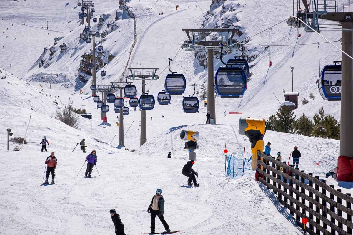 Las imágenes desde dentro de Sierra Nevada en su mejor temporada