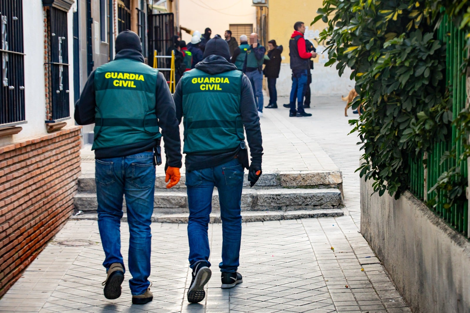 Las imágenes de la operación antidroga en la zona Norte de Granada