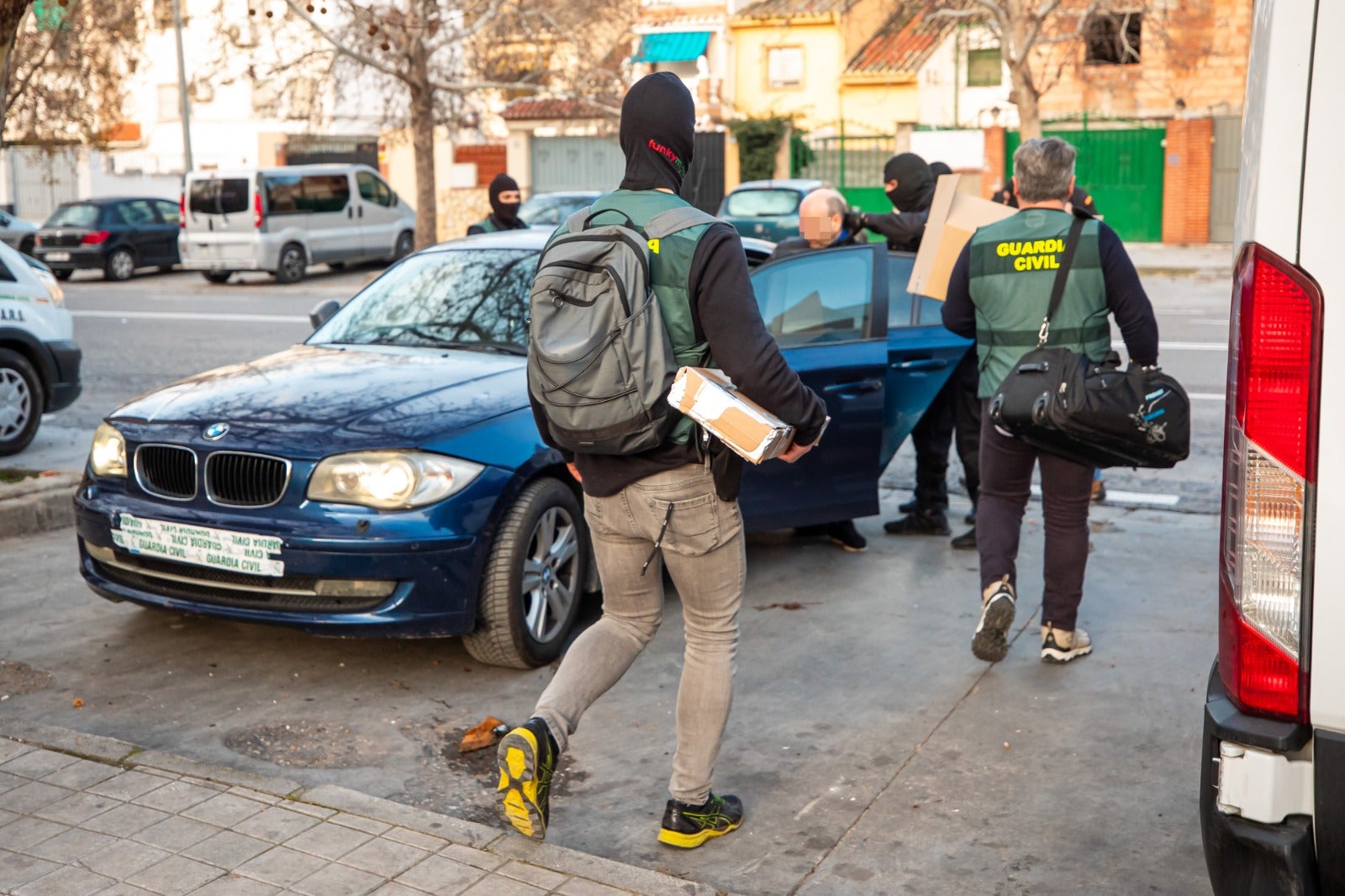 Las imágenes de la operación antidroga en la zona Norte de Granada