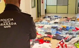 La Policía Local de Granada se incauta de más de 700 prendas y bolsos falsificados