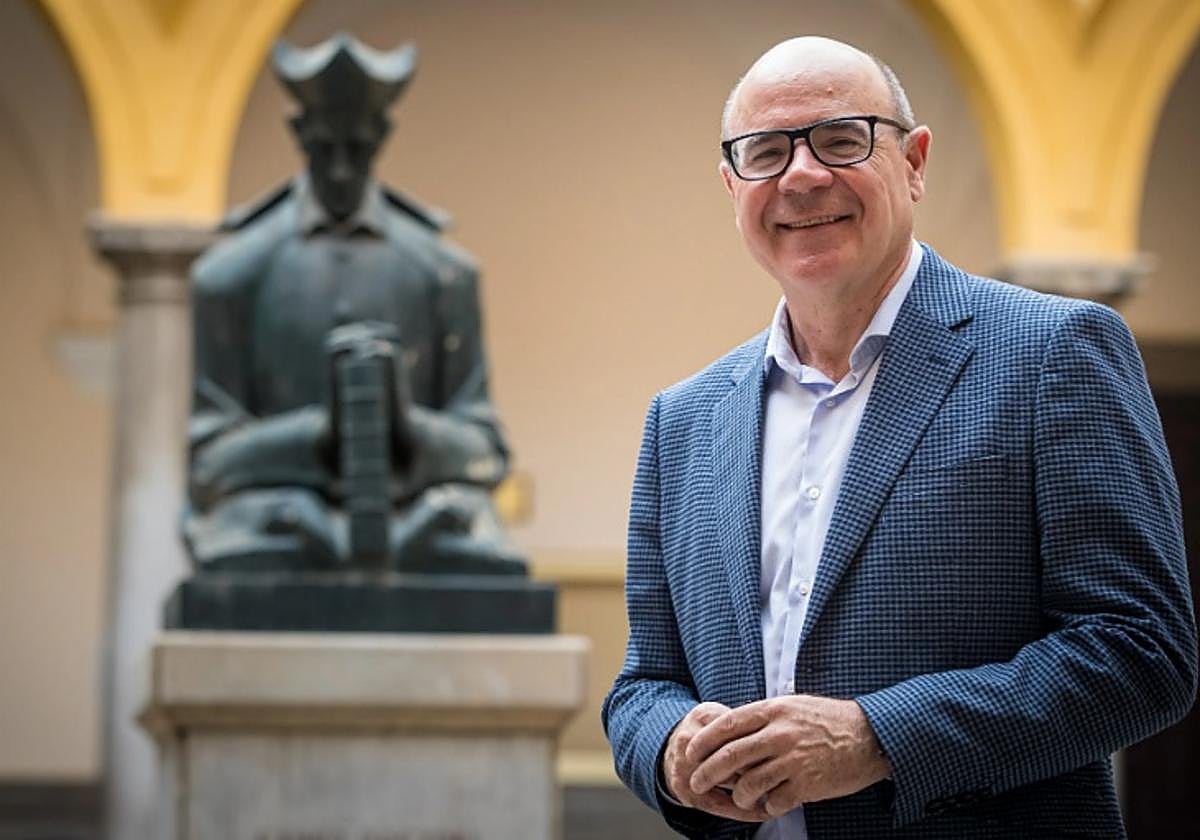 Pedro Mercado en la Facultad de Derecho.