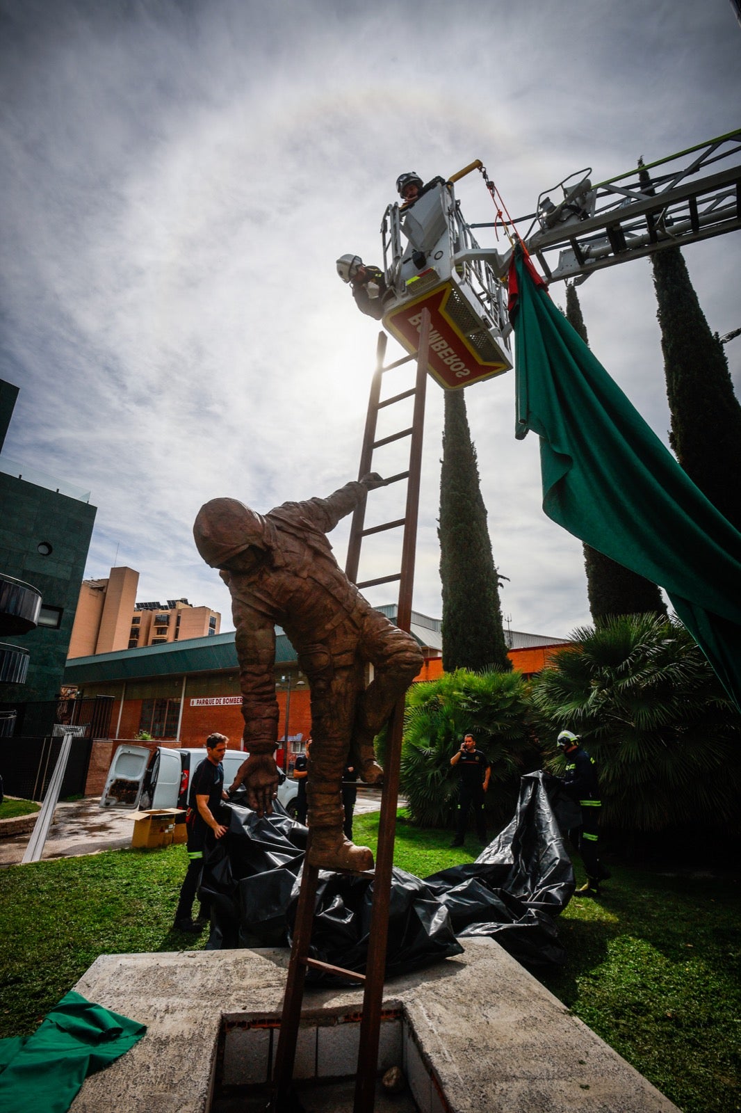 El espectacular simulacro de gran accidente en Granada, en imágenes