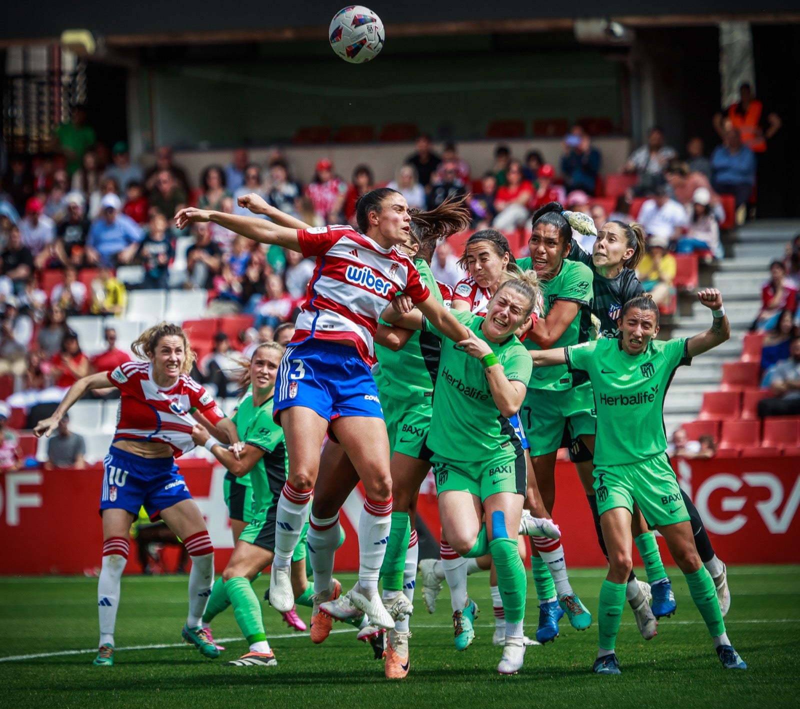 El Granada - Atlético de Madrid visto a pie de campo
