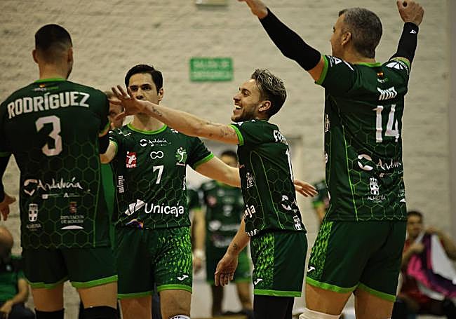 Júbilo tras ganar el partido ante Soria.