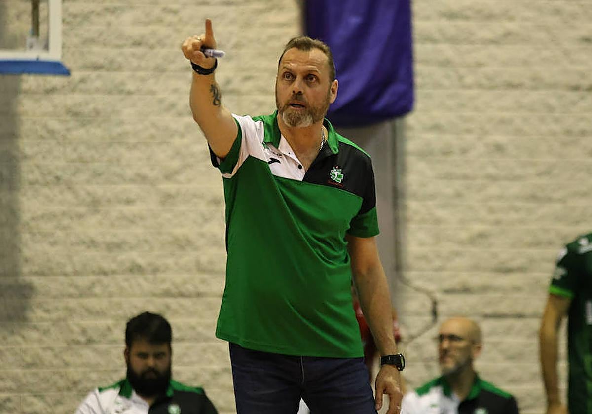 Carlos Carreño señala el camino de 'su' Unicaja Costa de Almería a partir de ahora.