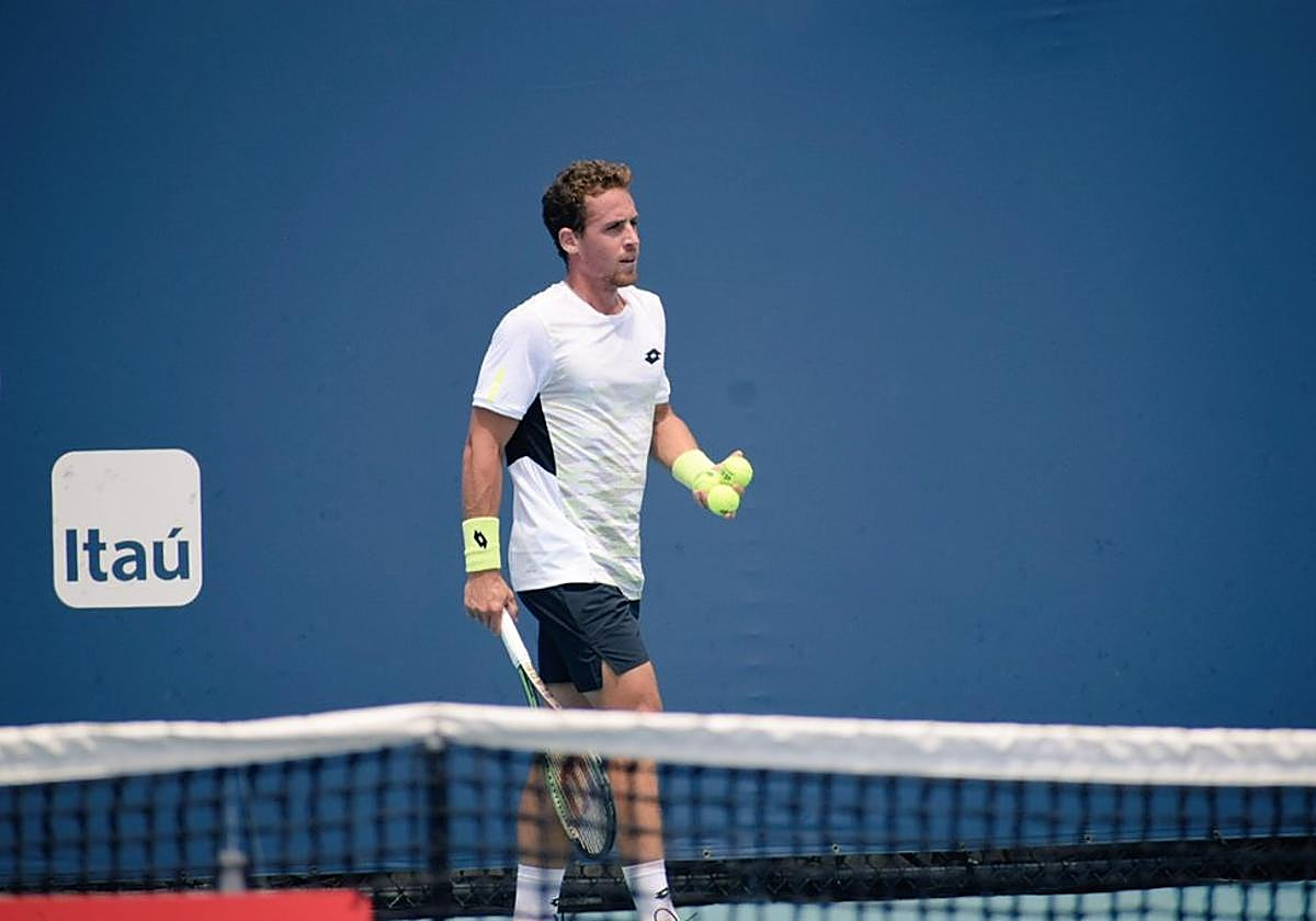 Carballés se regala jugar con Alcaraz en Miami