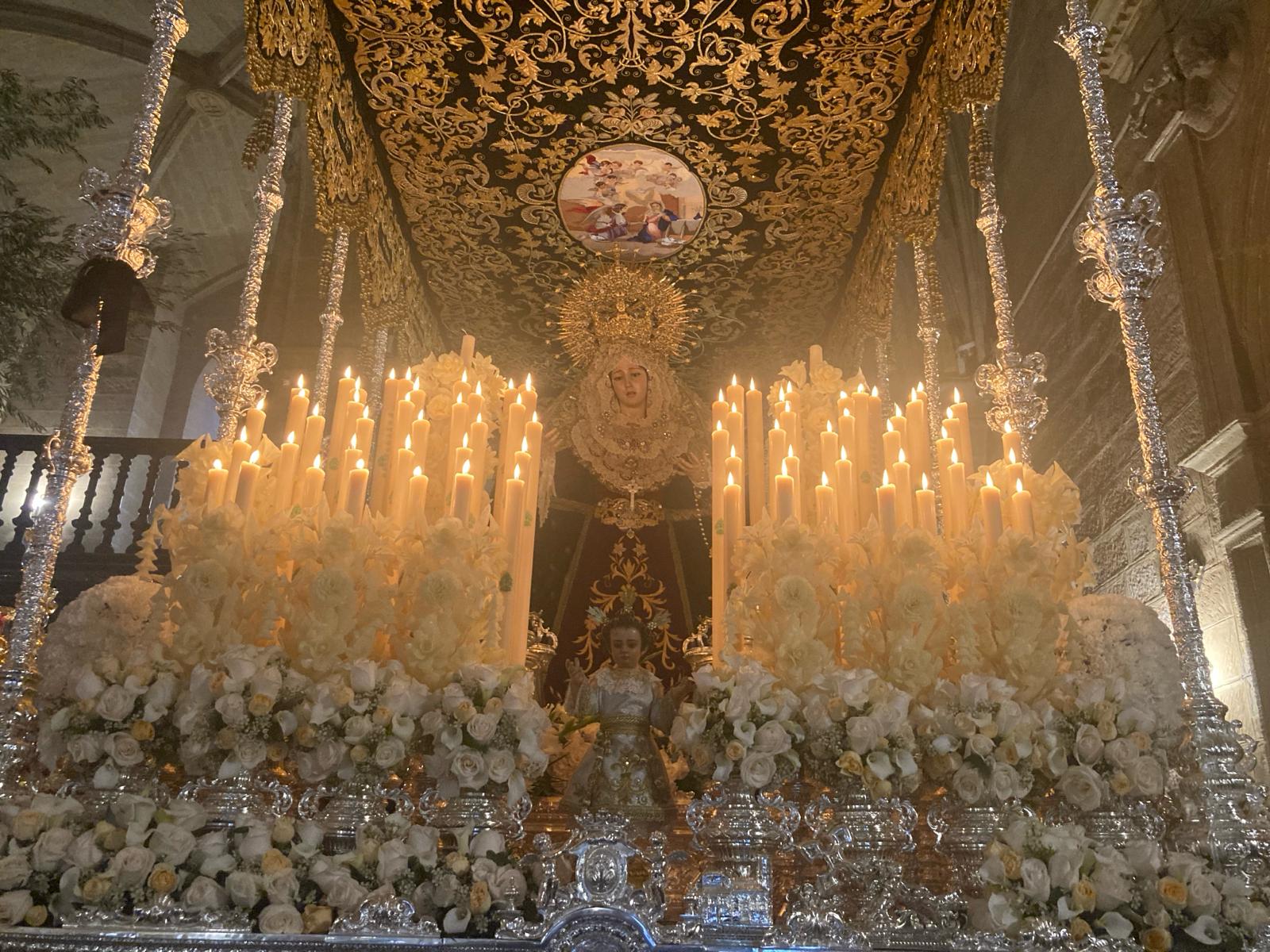 Nuestra Santísima Madre y Señora de Gracia, este lunes en el interior de su templo.