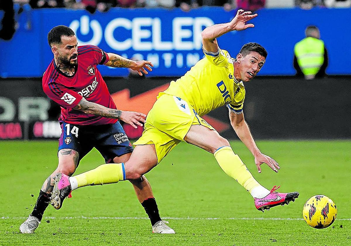 El cadista Rubén Alcaraz, en el duelo contra Osasuna.