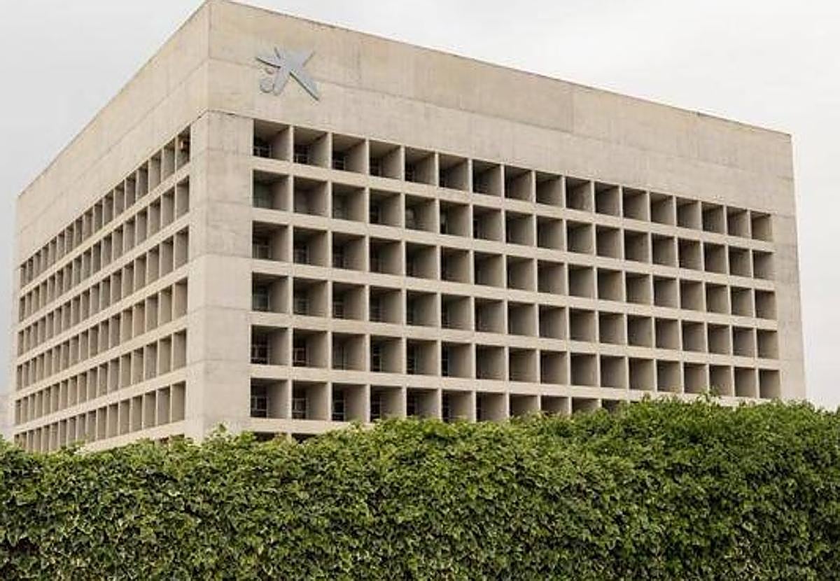 Nieto ha indicado que el primer gran paso es la compra del Cubo, del edificio, que hasta ahora era propiedad de CaixaBank.