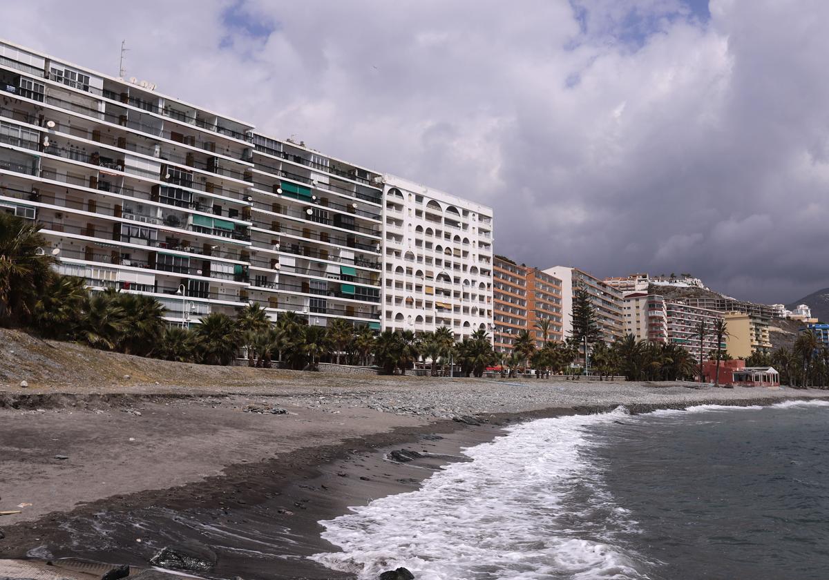 Playa de Velilla, en Almuñécar