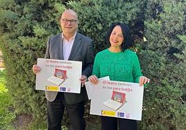 Manuel Fernández Palomino y Mari Carmen Gámez durante la presentación de iniciativa teatral.