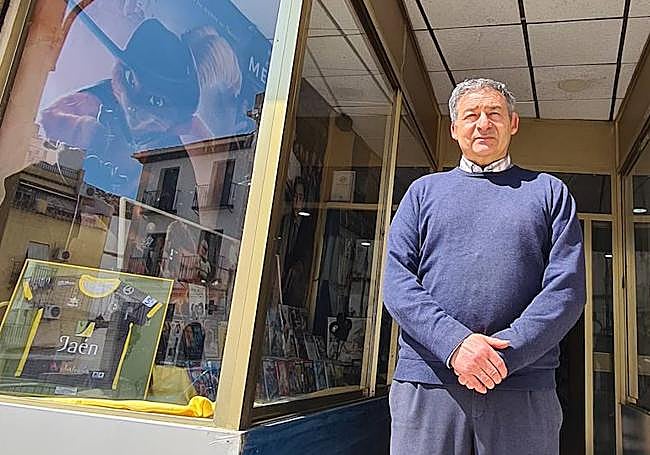 A las puertas del negocio, que en este mes bajará la persiana.