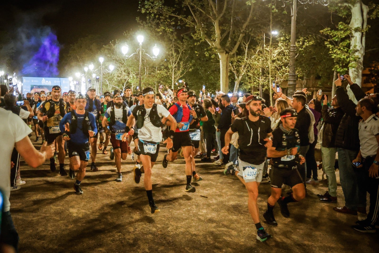 La salida de la Ultra de Sierra Nevada, en imágenes