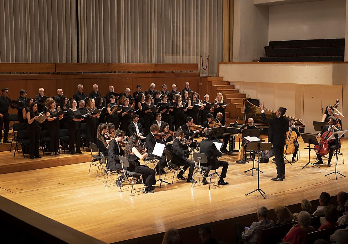 El Orfeón de Granada, en una actuación en el Auditorio Falla.