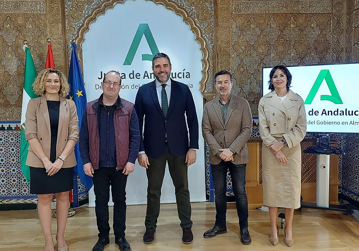 El Parque Cabo de Gata-Níjar acoge el II Taller de pintura de paisaje natural impartido por García Ibáñez