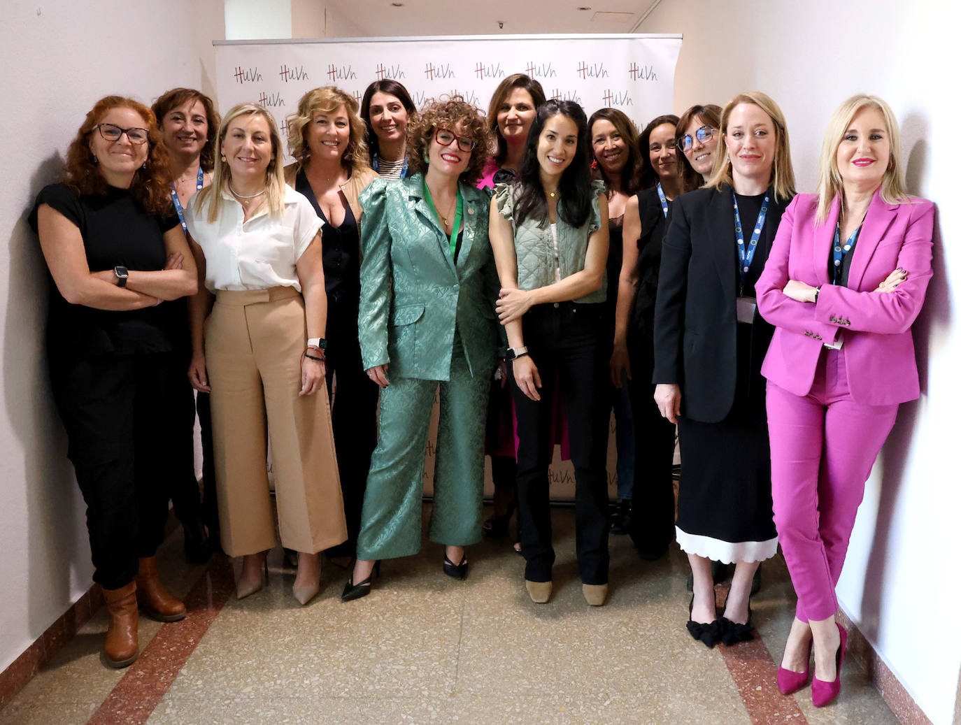 Profesionales de los servicios implicados en la reconstrucción de mama.