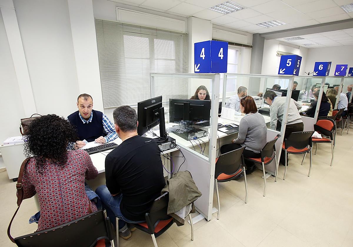 Así se pueden desgravar los gastos y cuotas de la hipoteca en la declaración de la Renta