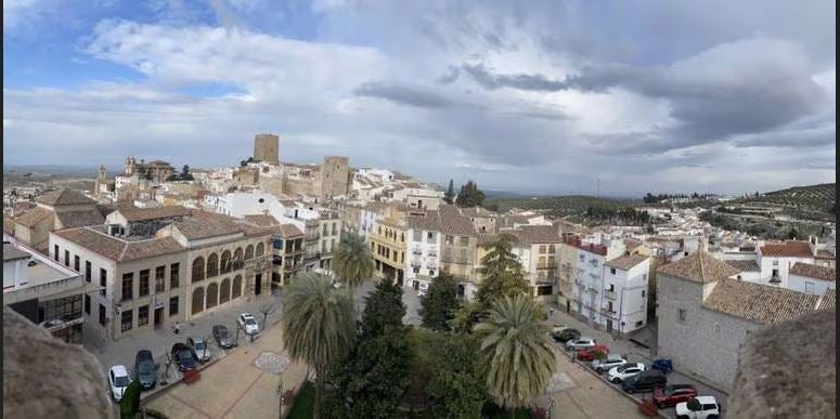 Panorámica del casco urbano de Martos.